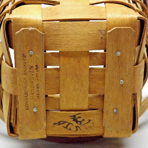 Longaberger 1994 May Series Lilac Basket with Liner Just a Great Find! - Picture 12 of 12